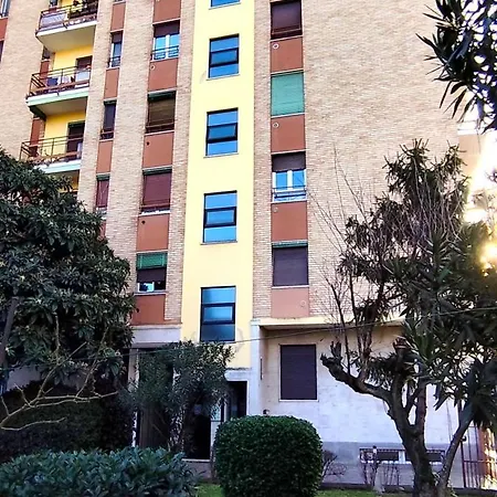Monolocale In Quartiere Nolo *
